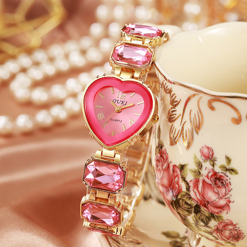New arrival small sugar cube quartz watch cross-border hot selling heart-shaped elegant women's watch high-value women's bracelet watch