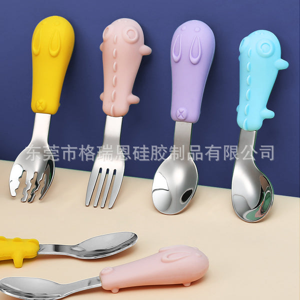Silicone short handle 304 stainless steel spoon, baby learning food training, baby and child complementary food eating, soft fork and spoon tableware