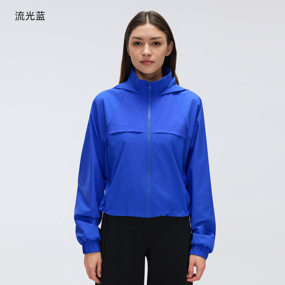 Women's outdoor hooded water-resistant jacket - short, versatile, loose fit, quick-drying, breathable, zip-up sports jacket d26036