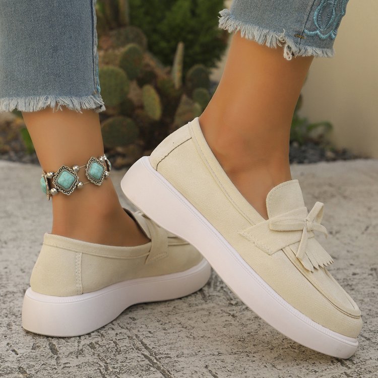 spring new arrivals: plus-size chunky sole casual flats for women (sizes 36-43). wholesale available. dropshipping to  accepted
