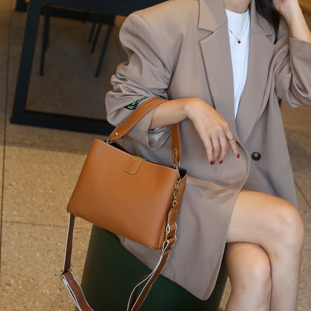 Crossbody bag for women, summer 2024 collection. versatile women's bag, high-end and unique design, large capacity tote