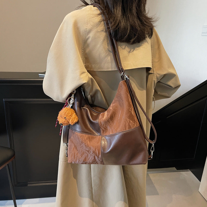 Retro trendy large-capacity tote bag women's 2025 autumn and winter fashion casual underarm bag premium commuter shoulder bag