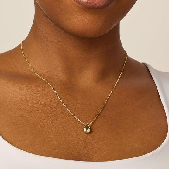 Amazon niche stylefashion necklace classy exquisite water drop pendant type women's elegant clavicle chain jewelry wholesale