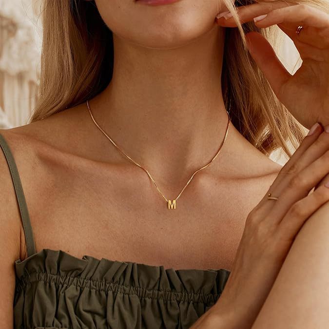 European and american niche design minimalist fashion letter necklace - elegant, versatile, and stylish 26-letter clavicle chain for women
