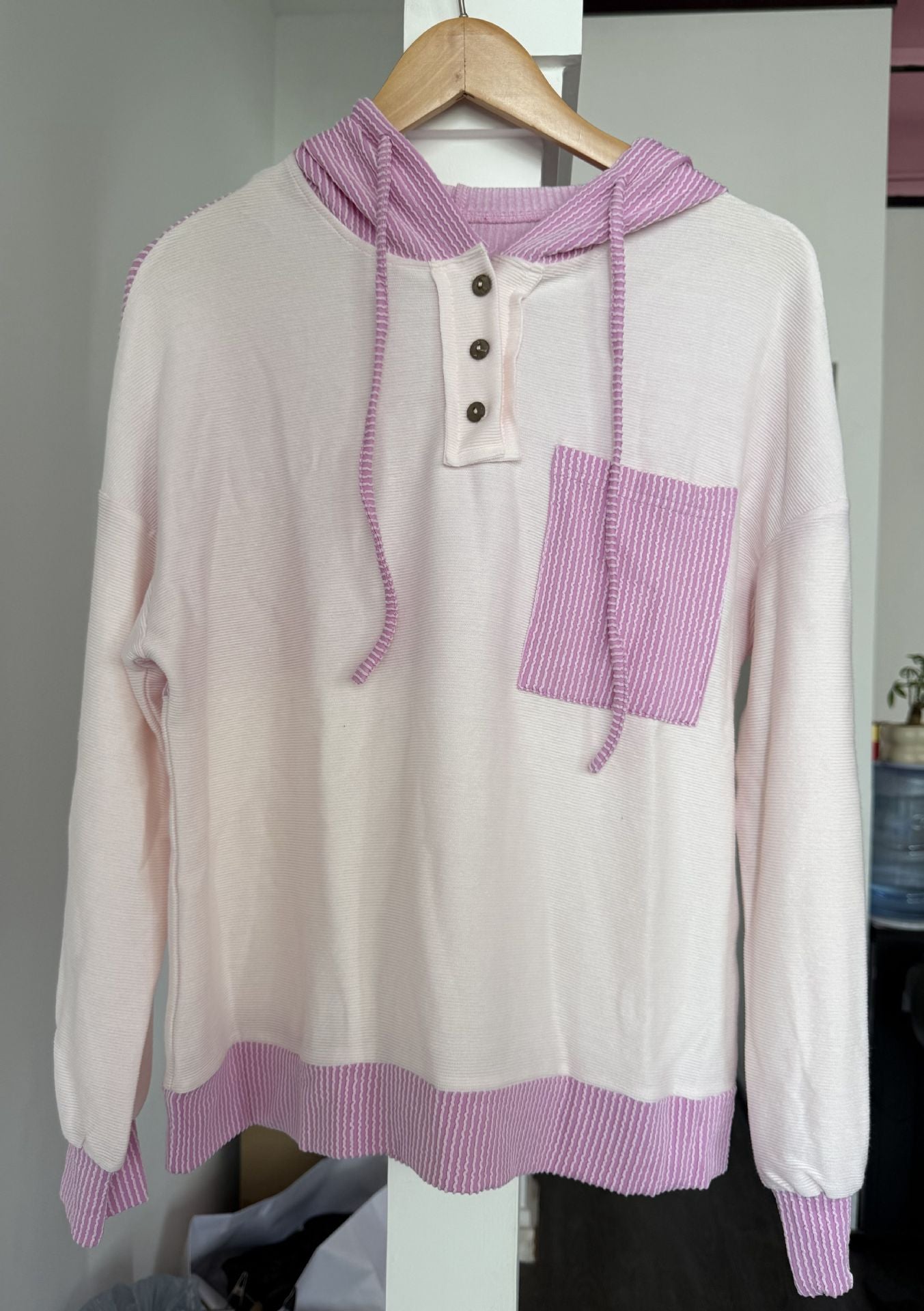 European and American   pullover women's clothing 2025 autumn and winter new women's contrasting color twist strip hooded sweater