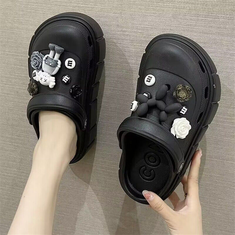 2024 hot style clogs for women wholesale summer outwear cute cartoon toe cap two-wear beach popular height-increasing sandals