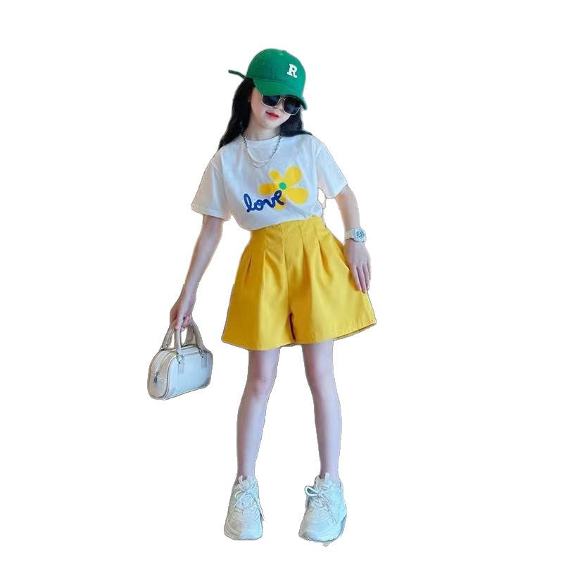 Girls' summer outfit set : trendy new style, kids' short sleeve & shorts, popular online, fashionable two-piece set for mid-to-large children