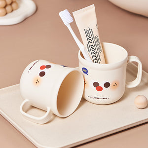 High-style mouthwash cup, perfect for home use. this creative toothbrush cup is ideal for students and features a convenient, portable design