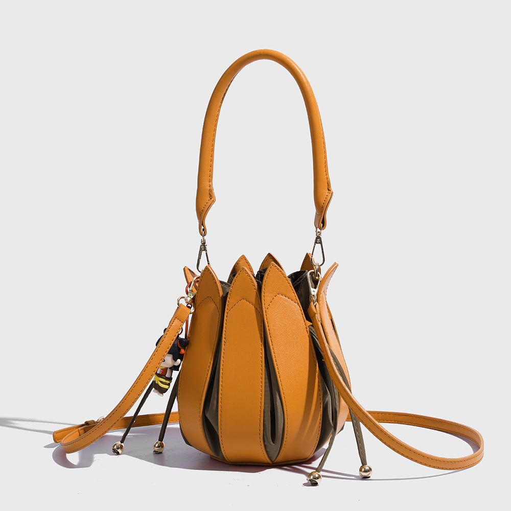 High-end fashion lotus bucket bag 2025 new niche creative shoulder messenger bag foreign fashion popular women's bag