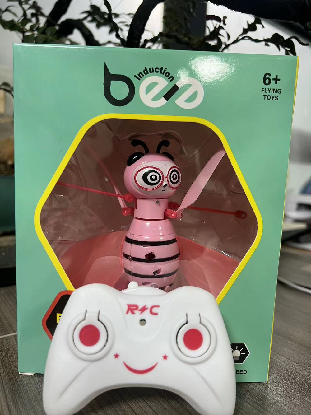 Hot selling feitian doll little bee sensor aircraft new and unique toys rechargeable smart suspension factory direct sales