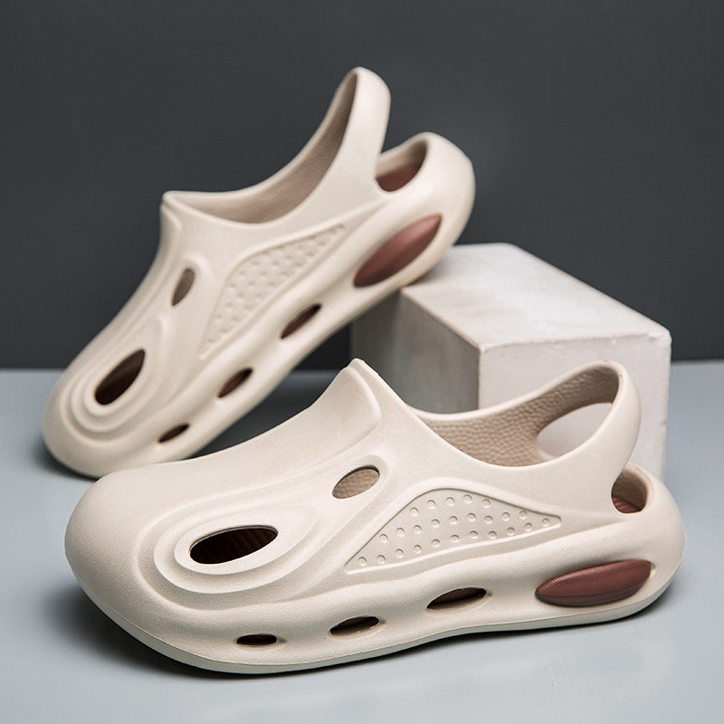 Cross-border live 2025 new hole shoes men's summer ins tide hollow Internet celebrity beach personality sandals beach shoes