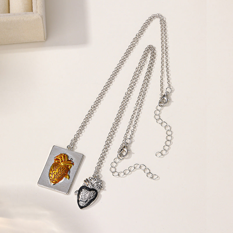 Wholesale couple necklaces - european & american cross-border personalized creative jewelry - women's gold & silver heart hip hop valentine's day gift necklaces