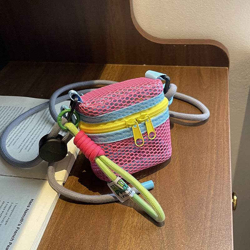 Cross-border exquisite super-fire hollow bag women's 2025 new summer versatile messenger bag mini change bag mouth red envelope