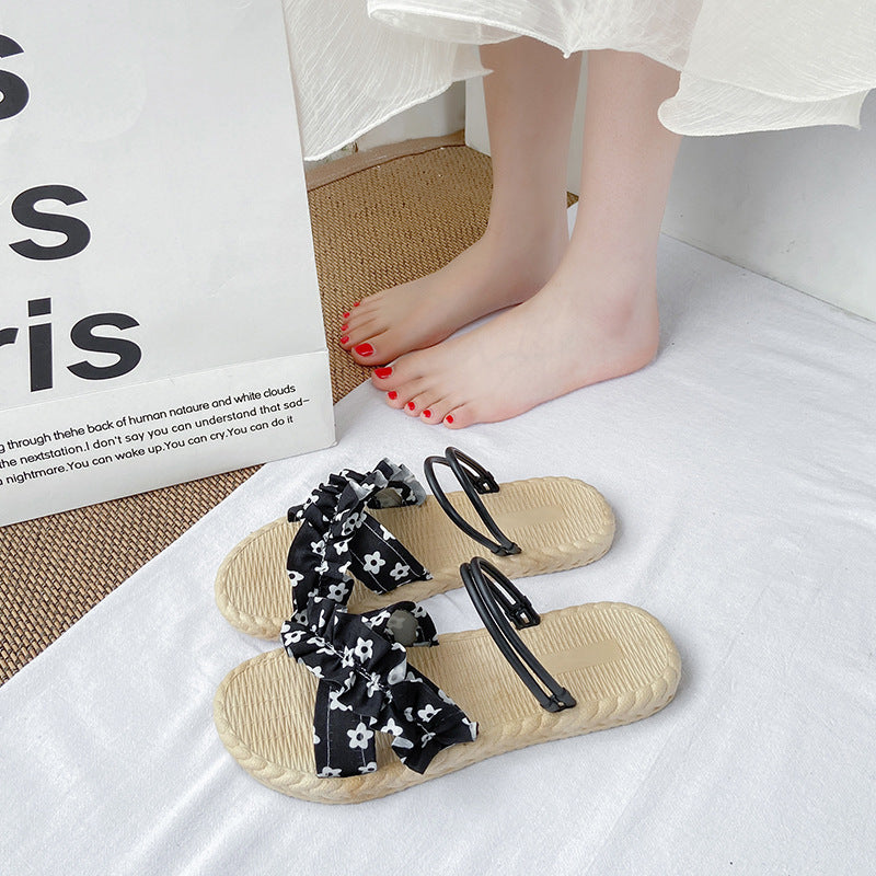 Women's summer fashion sandals: sweet floral two-wear flat sandals, versatile outdoor slippers