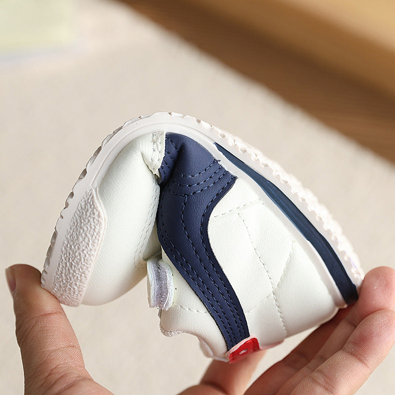 Kidswhite shoes forrest gump shoes autumnew arrivalgirl shoes leather casual shoes k-style boys soft bottom sneakers
