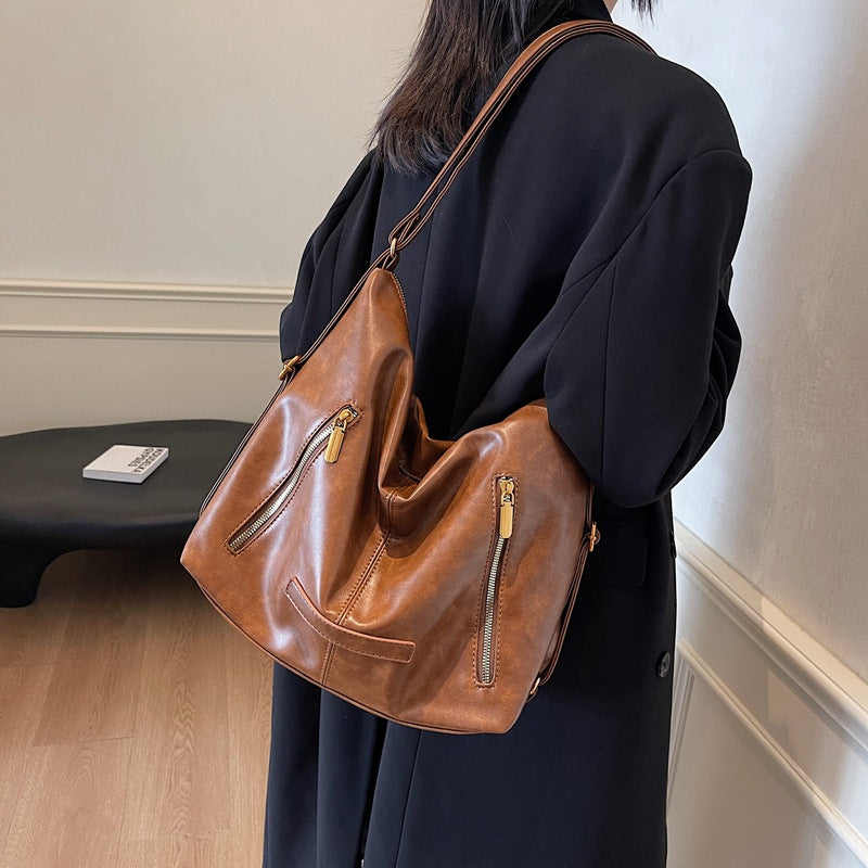 New Pillow Women's Bag Large Capacity Women's Handheld Shoulder Bag Fashion Trend Tote Bag Soft Leather