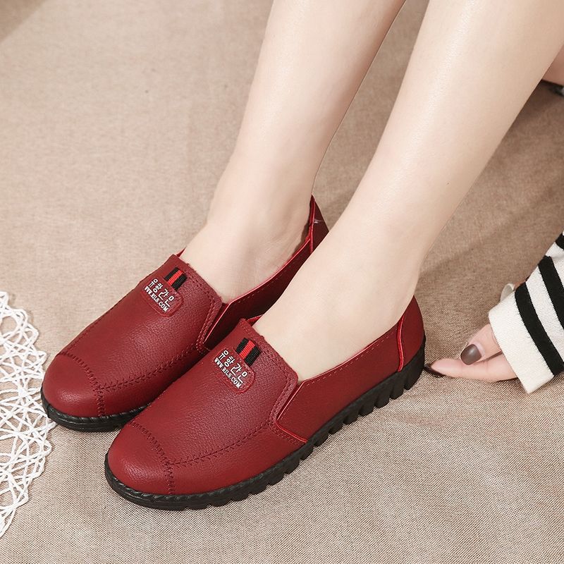 Spring & fall flats ladieswear shoes soft bottom middle-aged and elderly women's flats leather shoes non-slipeasiest for match work shoes slip-on grandma shoes