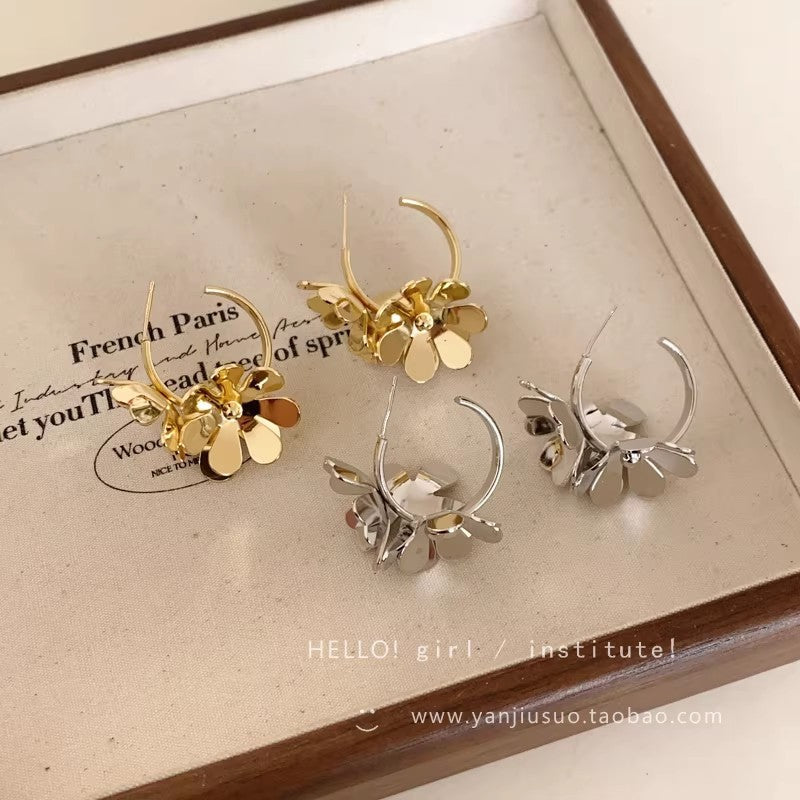 Sense of design silver flower earrings for women springaccessible luxuryclassy beautiful earrings unique elegantwork clothing earrings