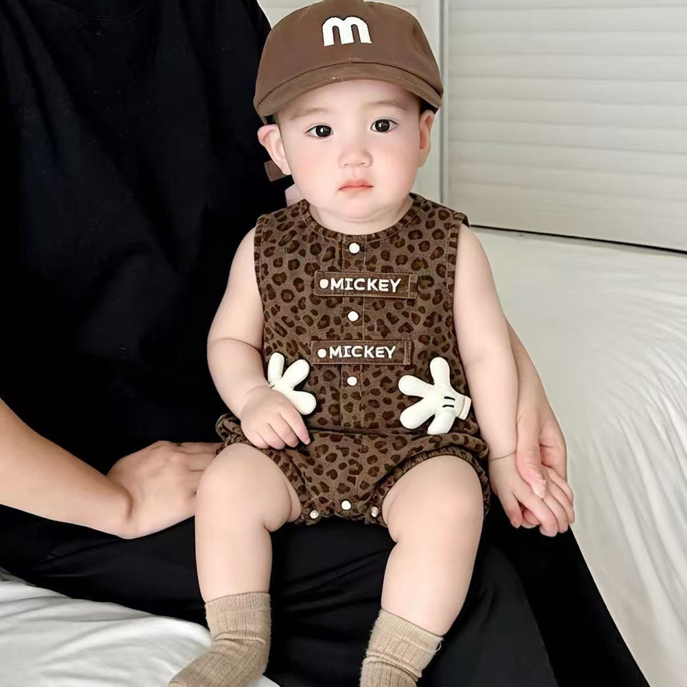 Super cute summer baby clothes, stylish and trendy. lightweight summer rompers for baby boys, perfect for younger months. leopard print onesies