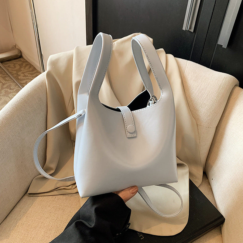 Cross-border Korean version of niche fashion bucket bag women's 2025 new versatile handbag casual shoulder bag messenger bag