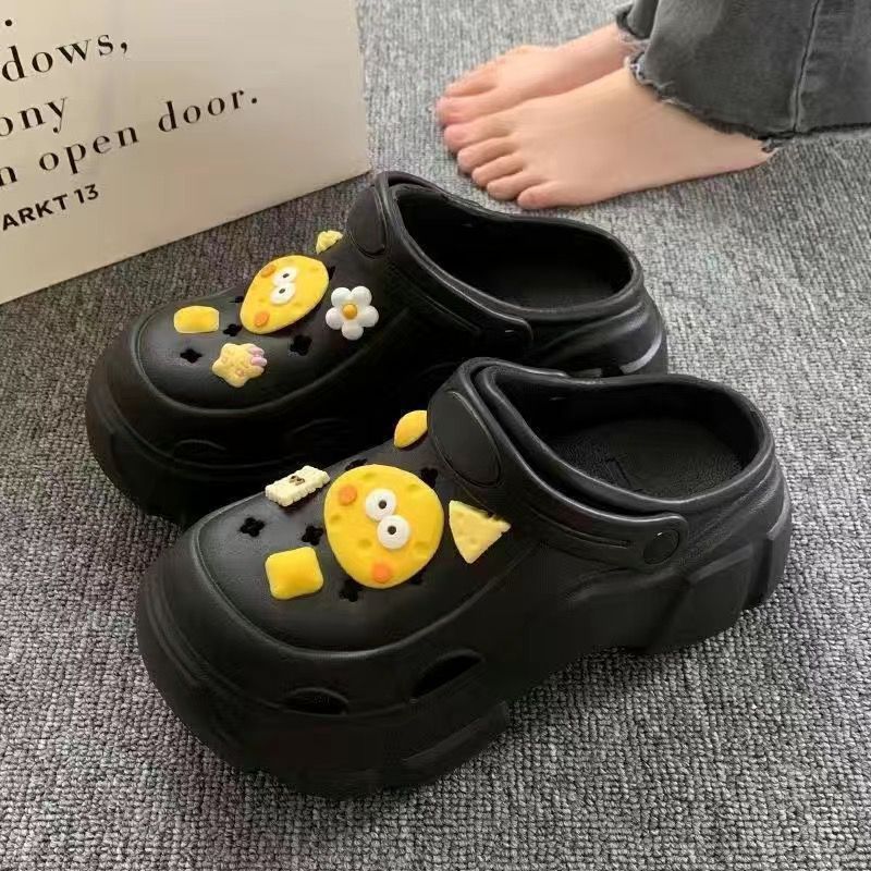 Crocs women's summeroutwear feeling of stepping on shit, thick sole non-slip 2024 new arrival beach toe sandals and slippers summer