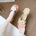 New lightweight women's flip-flops: beach-ready, odor-resistant, casual, stylish korean design with cute floral detail
