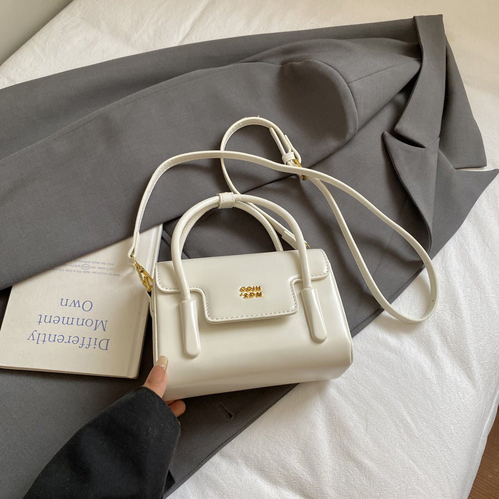 Portable fashionable small bag 2025fall and winternew arrival super popular atmosphere underarm bag trendyeasiest for match shoulder crossbody bag