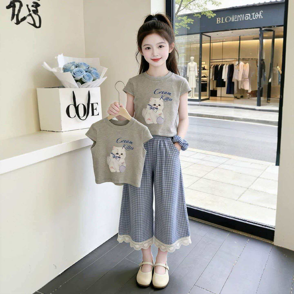 Girls' printed short-sleeve t-shirt set - new summer  collection: kids' summer outfit for girls, featuring a lace-trimmed plaid skirt two-piece set