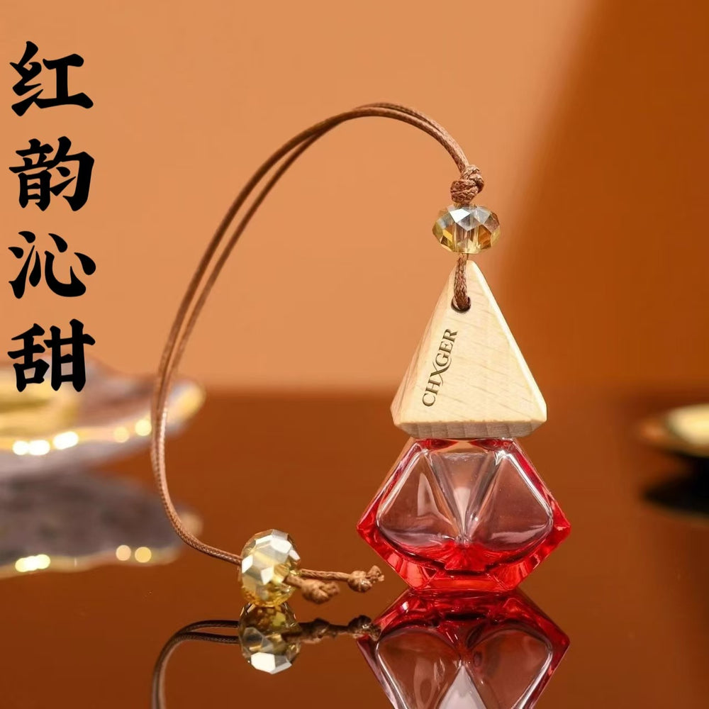 Amazon's same hanging car perfume pendant classy essential oil aromatherapy long-lasting fragrance deodorizing floral fragrance