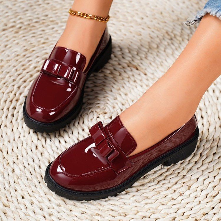 plus size loafers for women, new 2026 spring/autumn collection, patent leather bow mary janes, casual shoes for women
