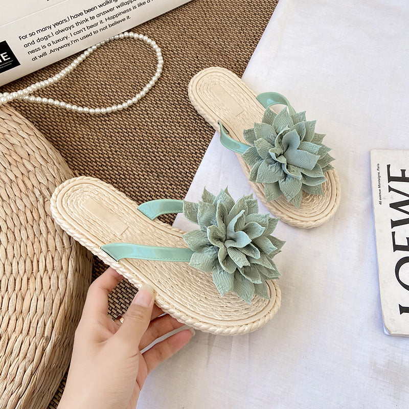 Women's summer outdoor fashion floral flip-flops - non-slip soft sole beach sandals
