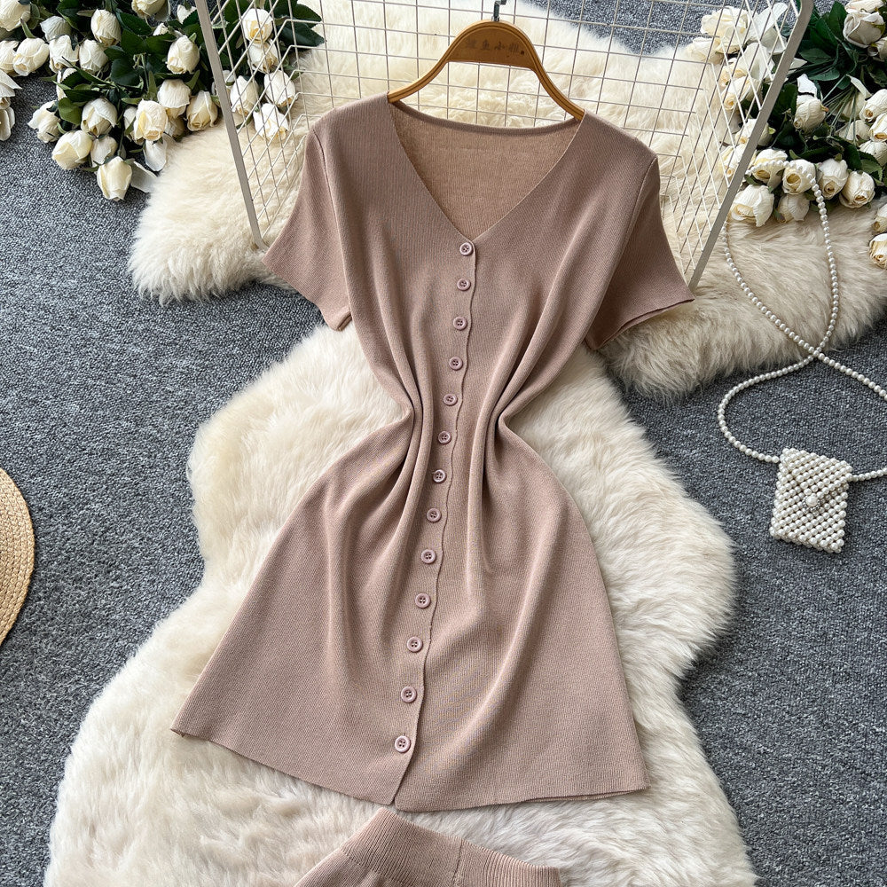 Simple commute style slim-fit elegant two-piece set for women - summer v-neck button-up vest and shorts outfit