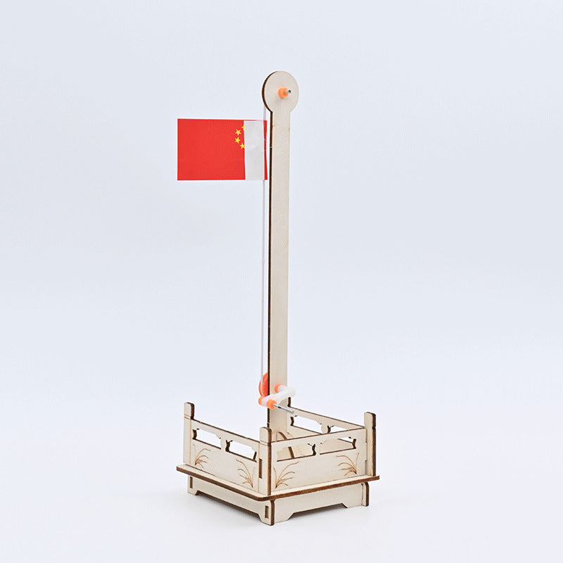 National flag lifting platform Children's patriotic enlightenment education Handmade technology small production Primary school students Science small experimental materials