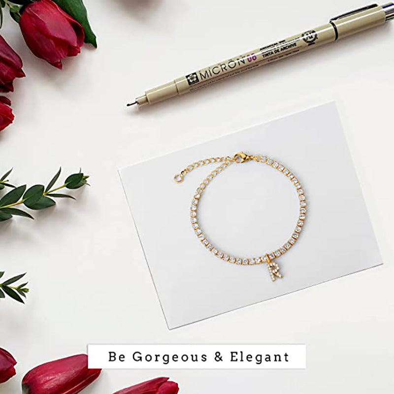 European and american cross-border new jewelry: fashionable new diamond-studded claw chain 26-letter bracelet, minimalist couple bracelet for women