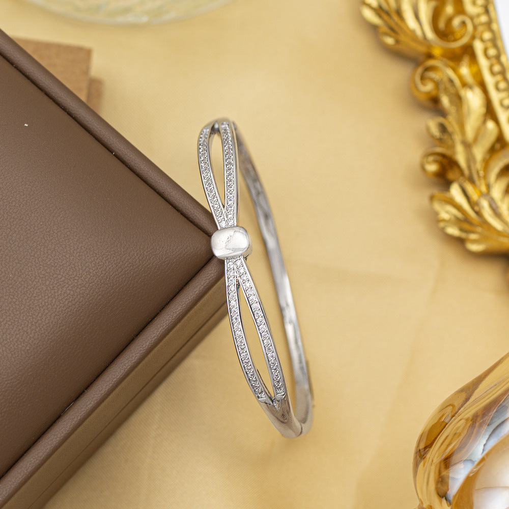 Bracelet female titanium steel fashion non-fading copper inlaid zirconium bracelet niche high-end fashion elegant jewelry wholesale hand jewelry