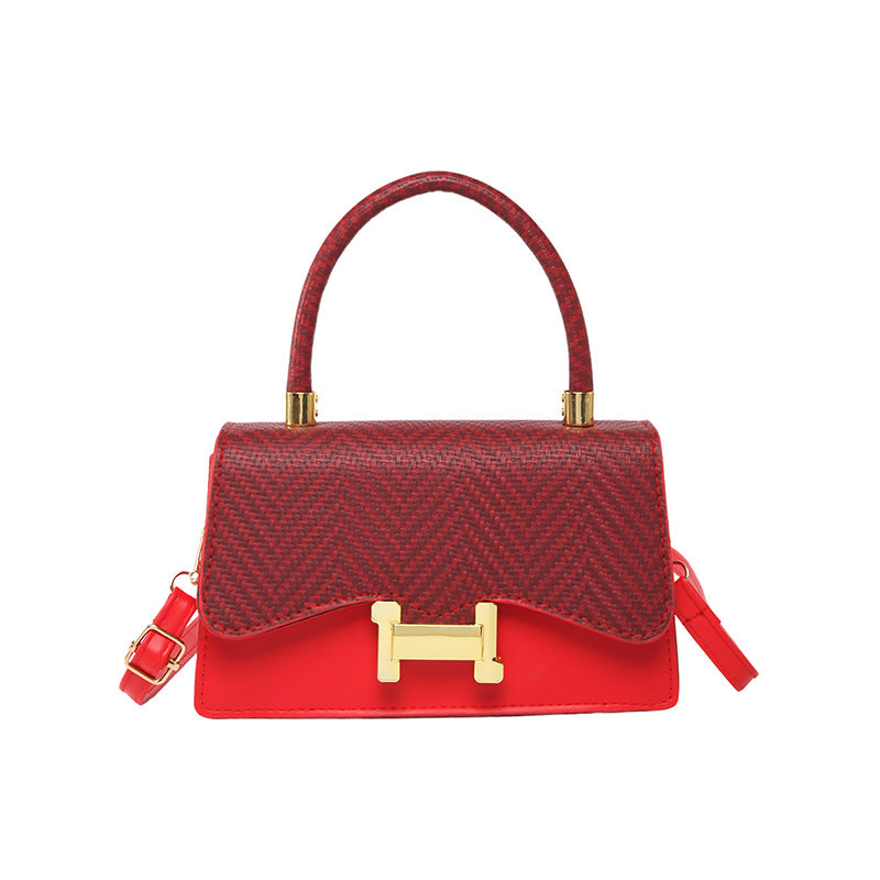 Casual simple portable small square bag women's 2025 summer new trend fashion shoulder bag niche retro messenger bag