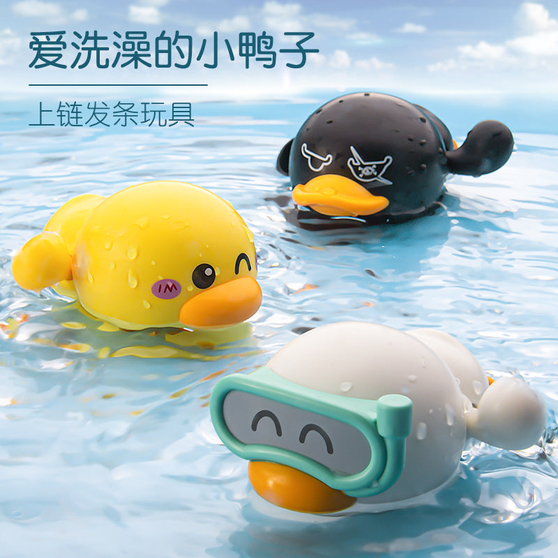 Baby bath and water play baby winding toy play duck bathroom beach summer wholesale cartoon