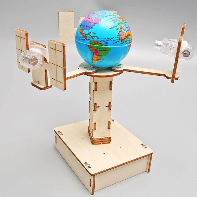 Primary school students wooden assembly DIY geostationary satellite model, science and technology small production children's fun science and education model
