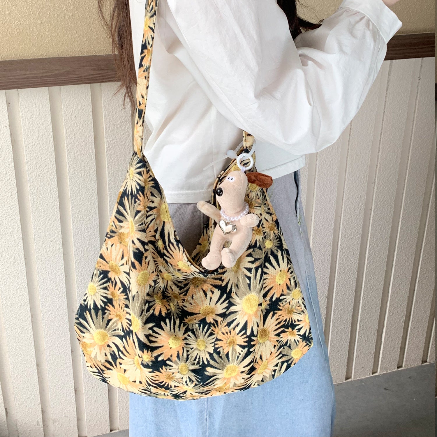 Cross-border new broken flower canvas bag messenger bag shopping bag fashion trend large capacity casual versatile women's shoulder bag