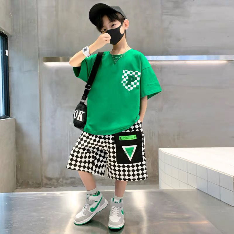 Boys' summer outfit set  new style: stylish and trendy summer streetwear for older boys and young men - cool and edgy short-sleeve clothing