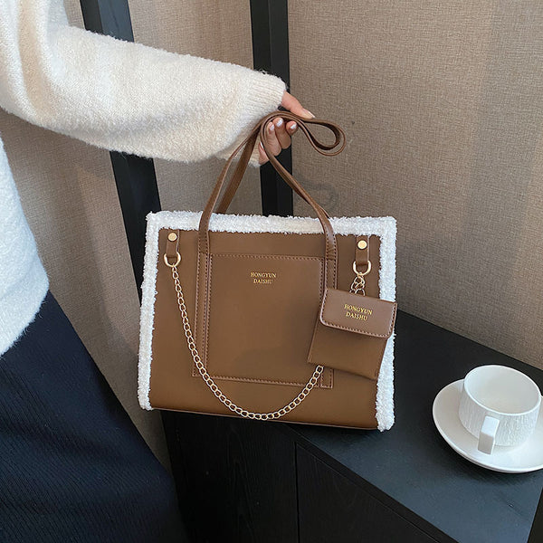 Niche lamb wool handbag women's 2025 new high-end shoulder bag large-capacity commuter tote mother and child bag