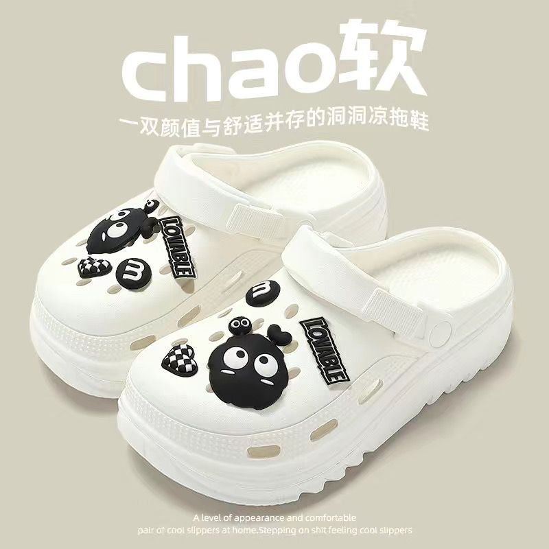 Nurse clogs for women, summer outdoor wear, 2024 new style, anti-slip thick-soled slippers for operating room and office