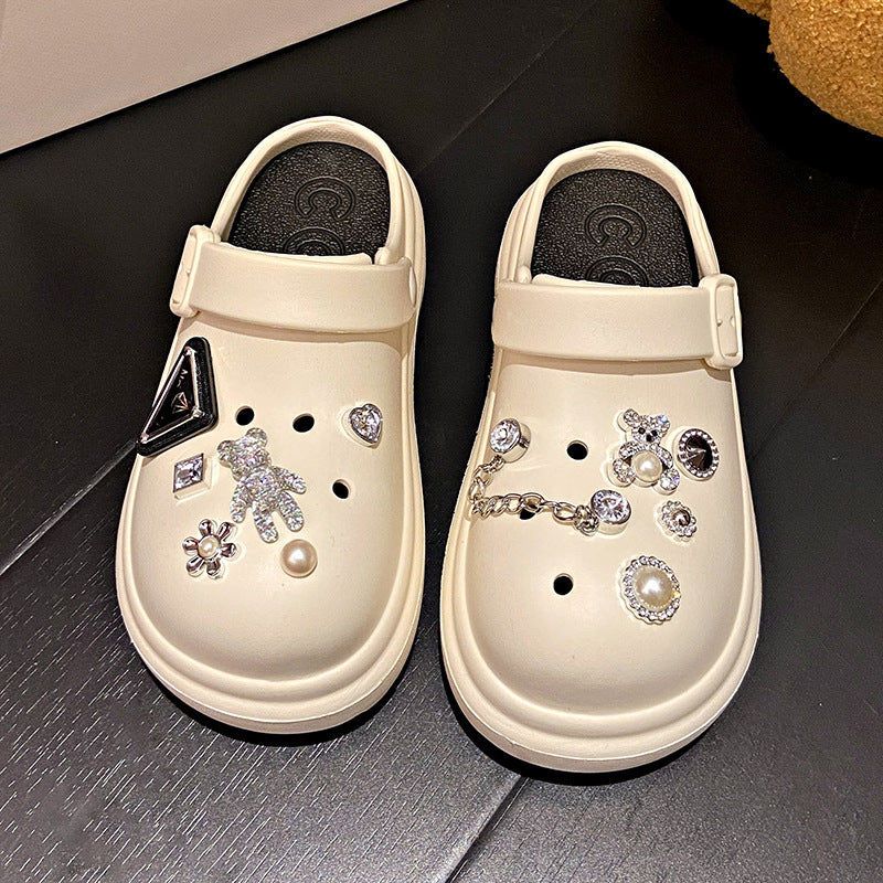 Women's summer clogs: new platform sandals with thick soles, hidden heel, beach-ready, nurse-style, closed-toe, half-slipper design