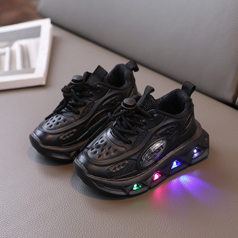 New fashionable light-up sports shoes - breathable, illuminated casual shoes for spring and autumn. lightweight, soft-soled prewalker shoes for toddlers and young children