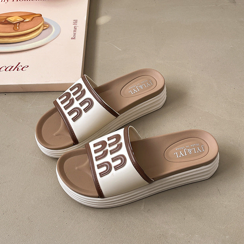 Women's slippers - new summer 2025 collection: fashionable indoor/outdoor platform sandals for women, thick sole, height increasing, platform, beach & pool slides