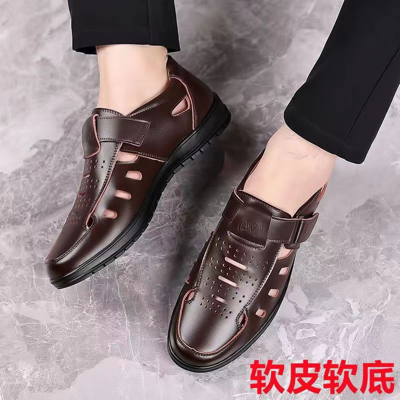 Summer hollow-out sandals for men - casual, breathable, soft sole, soft upper, perforated clogs - business casual dad shoes for middle-aged and elderly men - 2024 collection