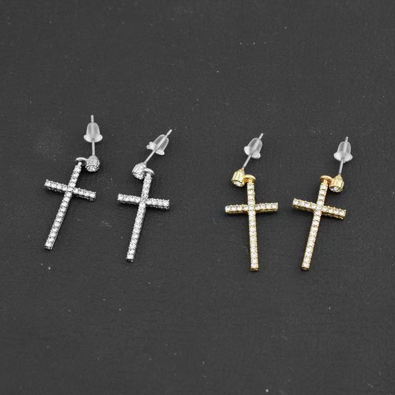 Amazon cross-border hot seller: 925 sterling silver moissanite stud earrings - unisex cross design, d color moissanite earrings