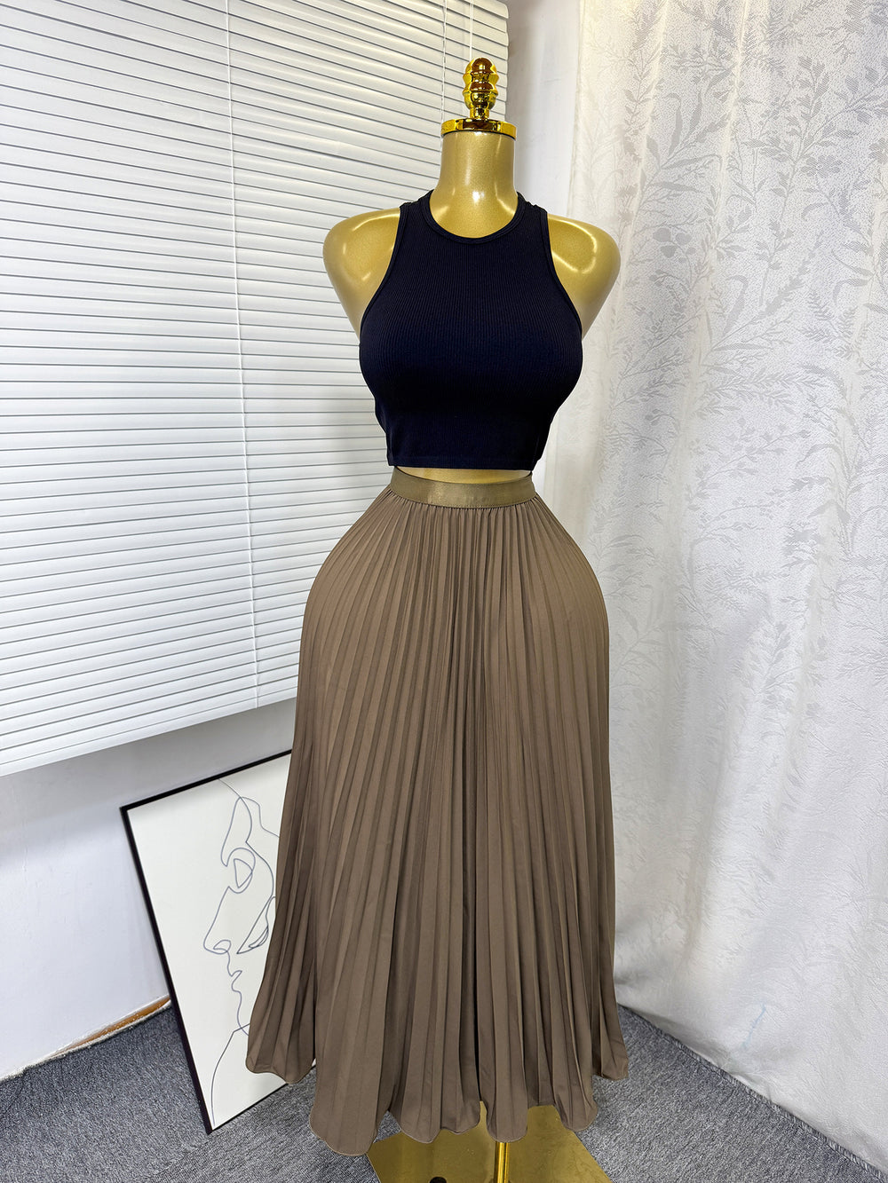 K-stylehigh waist elastic waist pure colorpleated skirt a-line skirt slimming lookeasiest for matchwork clothing skirt