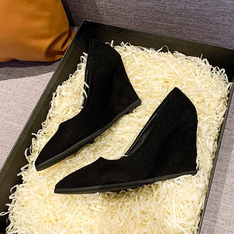 Plus size pointed-toe flats for women, spring/autumn 2025 new collection, wedge heel, korean style, minimalist chic, professional work shoes