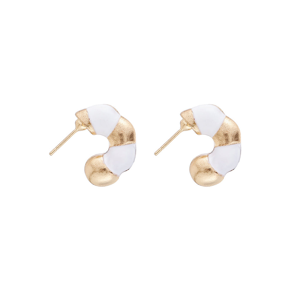 Wholesale autumn/winter earrings: european and american cross-border minimalist style earrings for women - unique, hollowed-out, statement, high-end dangle earrings